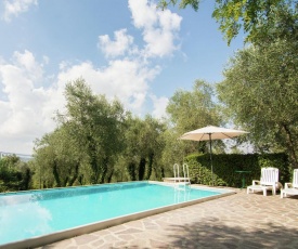 Modern Villa with Swimming Pool in Ghizzano Italy